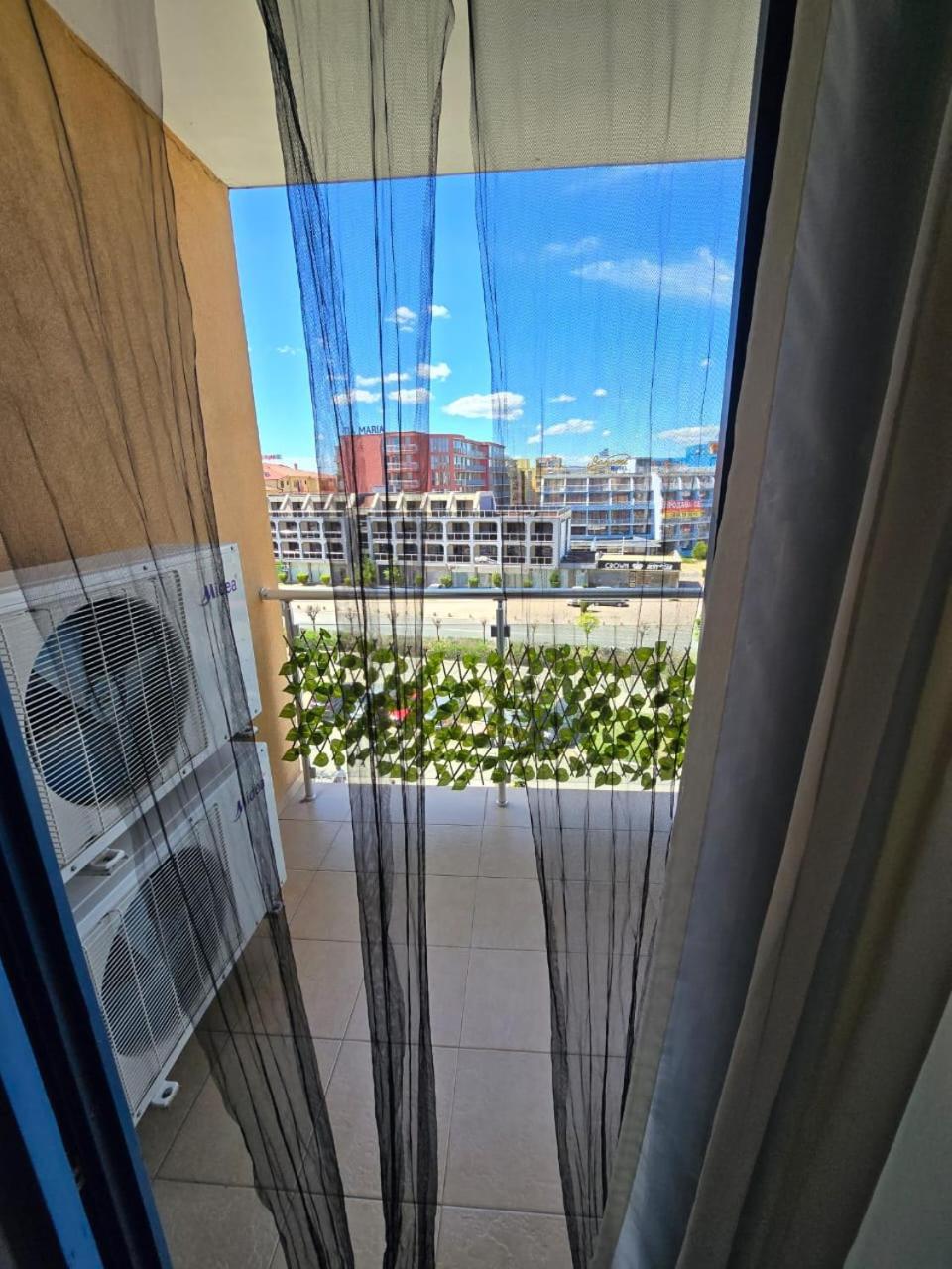 Apartment Konstantin In Trakia Plaza Сонячний Берег Екстер'єр фото