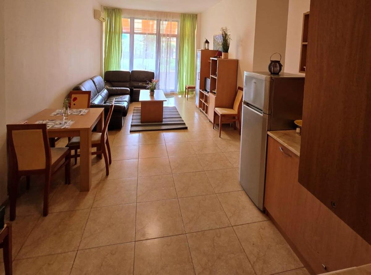 Apartment Konstantin In Trakia Plaza Сонячний Берег Екстер'єр фото